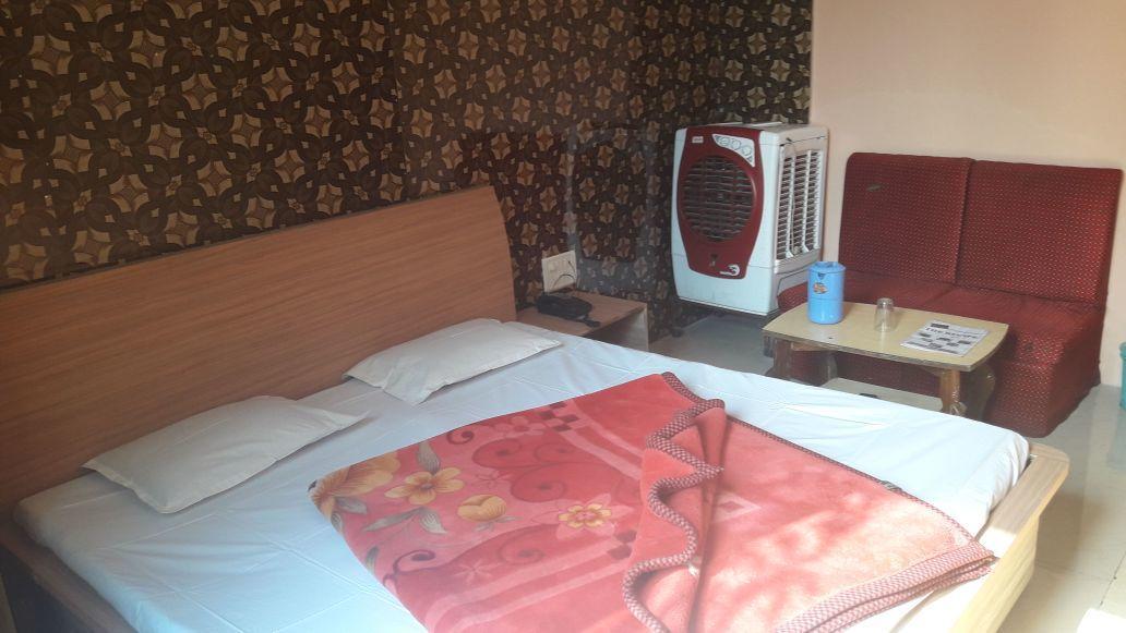 Hotel Parikalp Pachmarhī Dış mekan fotoğraf