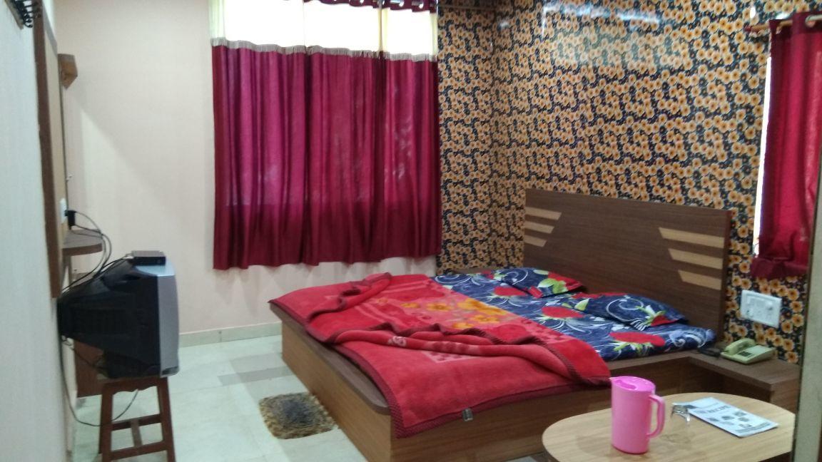 Hotel Parikalp Pachmarhī Dış mekan fotoğraf